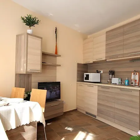 Kashtata S Cheshmata Veliko Tarnovo